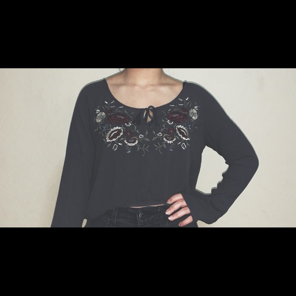 🦋SOLD🦋 - Picture 1 of 3